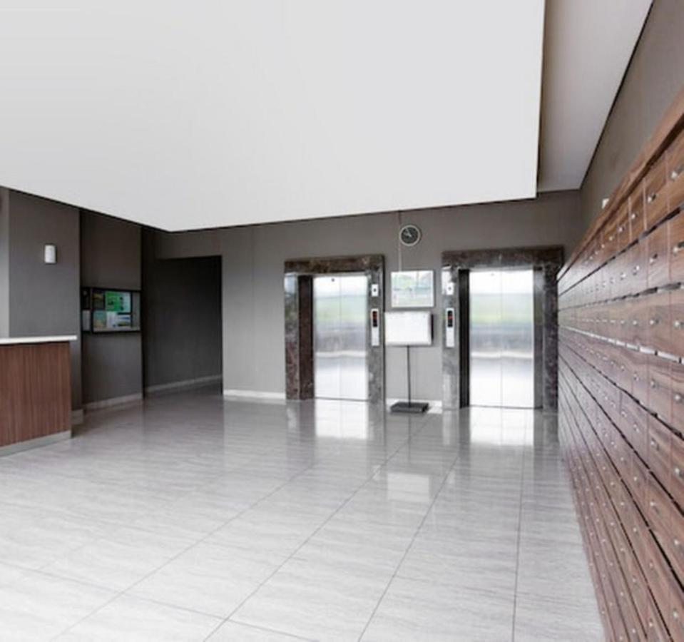 Dinda Apartment Serpong Green View Ciater Hilir Eksteriør billede