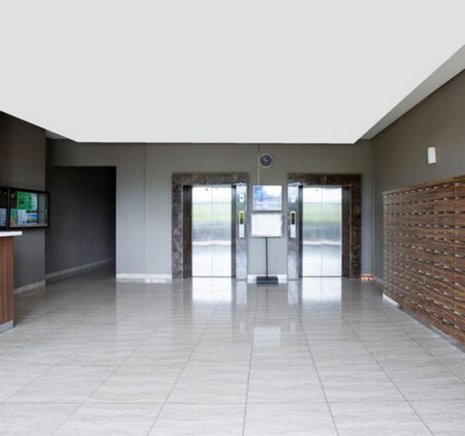 Dinda Apartment Serpong Green View Ciater Hilir Eksteriør billede